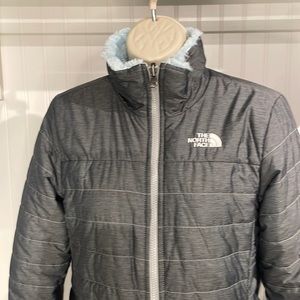 The North Face reversible girls coat. Grey and aqua green.